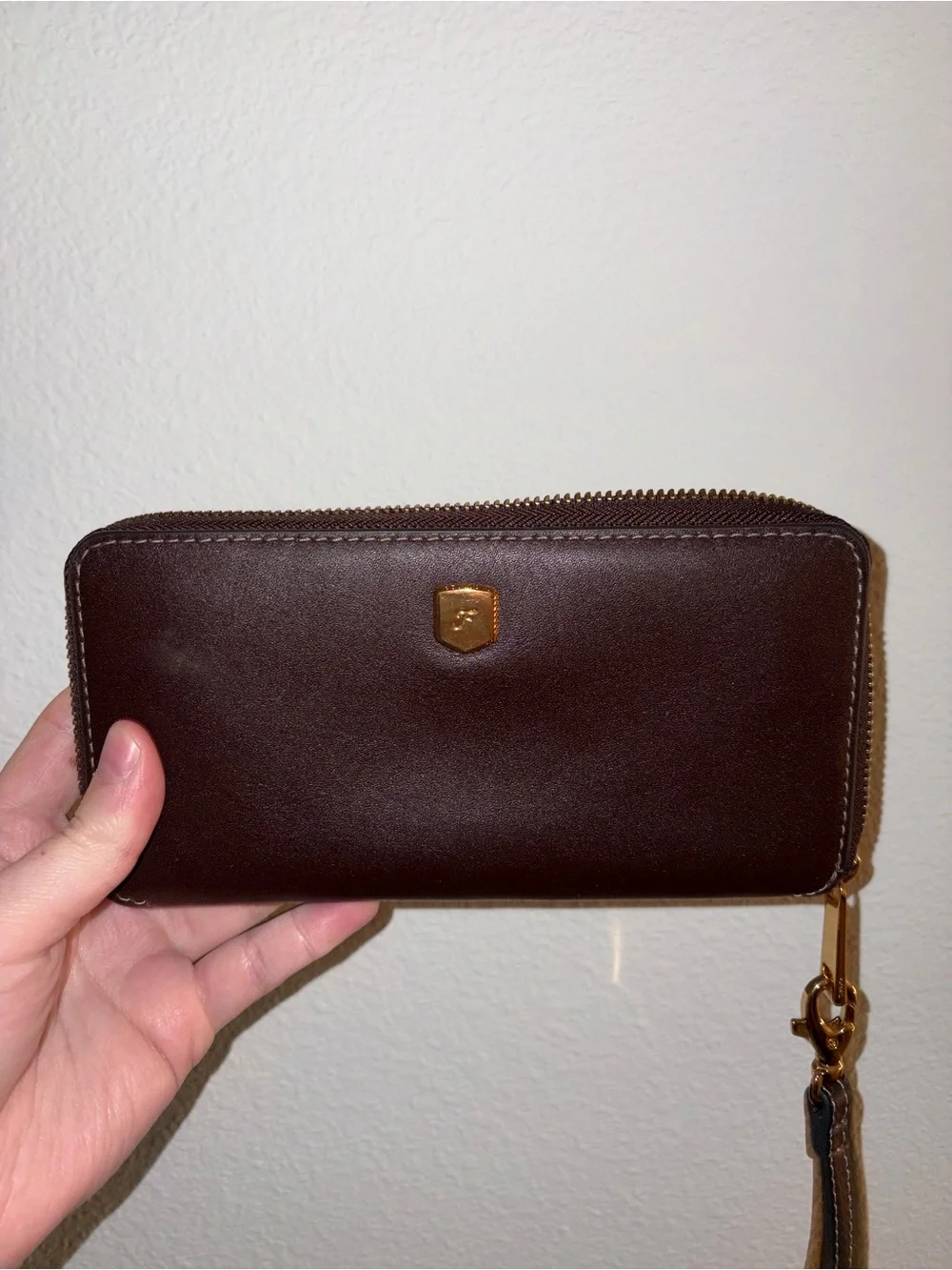 FOSSIL Dark Brown Leather Zip Wallet with Gold Hardware